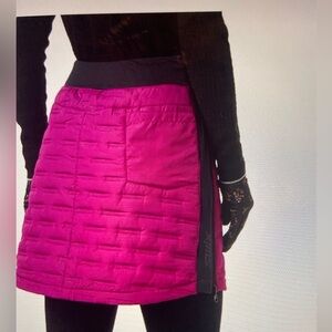 Swix~Menali~Quilted~Dark Mauve w/Black Stretch Side Panels~Zipper Closure~Size S
